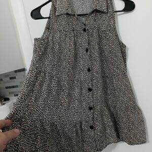 Unique Spectrum Sleeveless Button Down leopard print Tunic Blouse